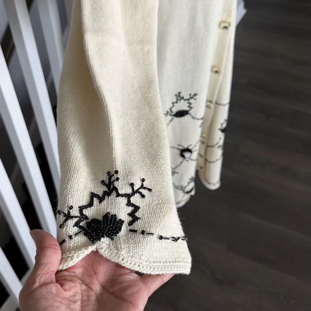 Storybook Knits Sweater Women 1X Long Floral Cardigan Open Front Forever Famous - Picture 4 of 14
